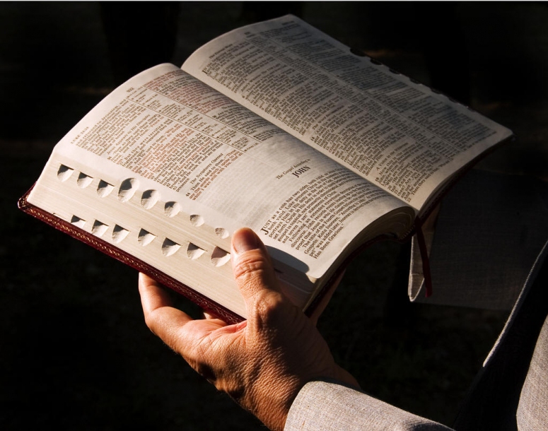 Instrumentos de Justiça nas Mãos de Deus