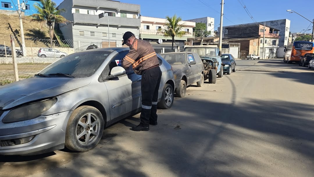 Prefeitura de Araçariguama intensifica remoção de veículos abandonados nas vias públicas