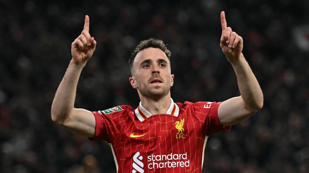 Atacante do Liverpool Diogo Jota e irmão morrem em acidente na Espanha