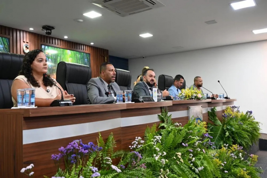 62 anos: solenidade da Câmara Municipal marca aniversário de emancipação de Jandira