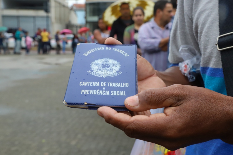 Taxa de desemprego no país chega a 14,7% da população brasileira