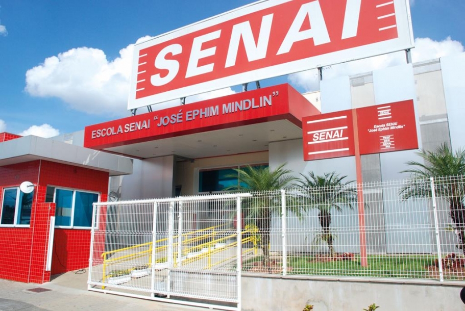 Senai de Barueri abre inscrições para cursos de aprendizagem industrial