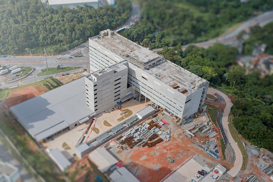 Construção do Hospital Regional avança e já está 85% concluída