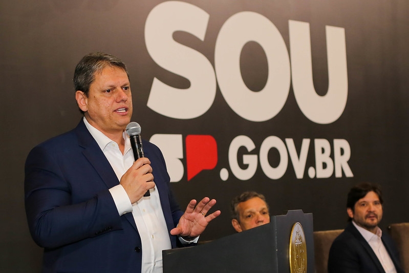 Tarcísio lança Estratégia de Governo Digital e novo aplicativo para servidores